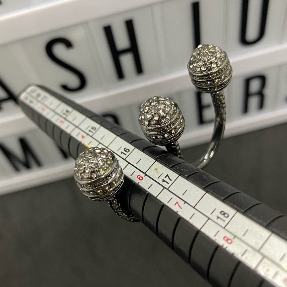 BCBG 🐍 Snake Ring